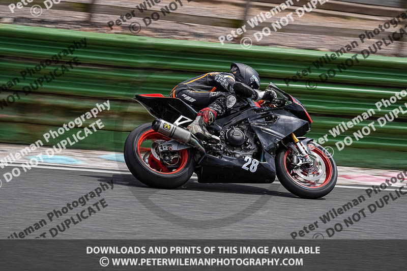 enduro digital images;event digital images;eventdigitalimages;mallory park;mallory park photographs;mallory park trackday;mallory park trackday photographs;no limits trackdays;peter wileman photography;racing digital images;trackday digital images;trackday photos